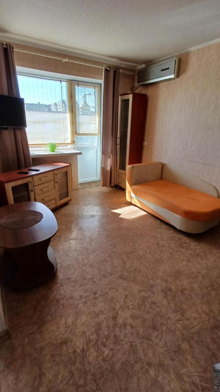 Apartment 2 Rooms Slobozhansky Prospekt Nizhnedneprovsk Экстерьер фото